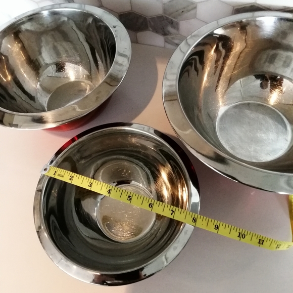 Mixing bowls 3 sizes in stainless steel and red - Picture 6 of 8